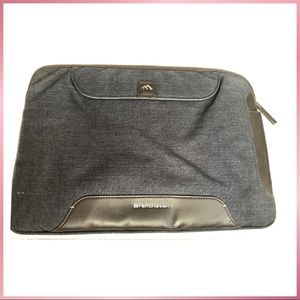 Brenthaven laptop/tablet sleeve